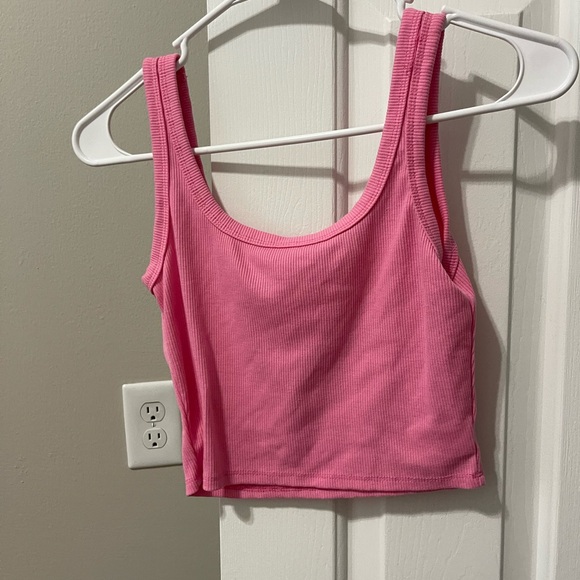 Pink Ribbed Crop Top - Picture 2 of 2